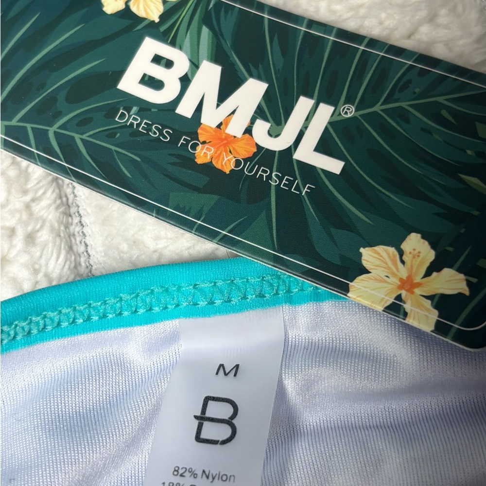 Stylish Blue and Mint Bikini Set - Picture 9 of 9